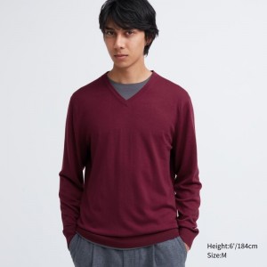 Men Uniqlo Extra Fine Merino V-neck Sweaters Burgundy | 1785253