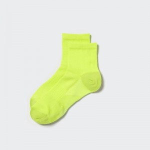 Men Uniqlo Sports Half Socks Yellow | 7224900