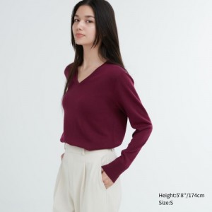 Women Uniqlo Extra Fine Merino V-Neck Long-Sleeve Sweaters Burgundy | 3123393