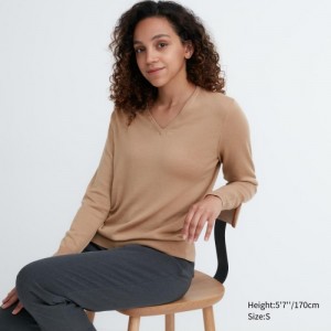 Women Uniqlo Extra Fine Merino V-Neck Long-Sleeve Sweaters Beige | 324057