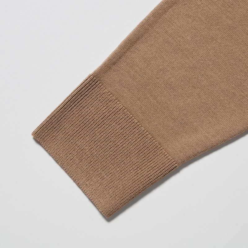 Men Uniqlo Extra Fine Merino V-neck Sweaters Beige | 1637263