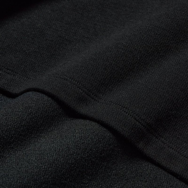 Men Uniqlo HEATTECH Ultra Warm Crew Neck Long-Sleeve T Shirts Black | 5883590