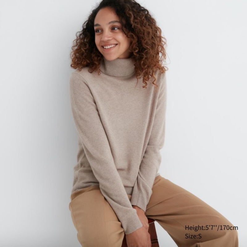 Women Uniqlo Cashmere Turtleneck Sweaters Beige | 9942115