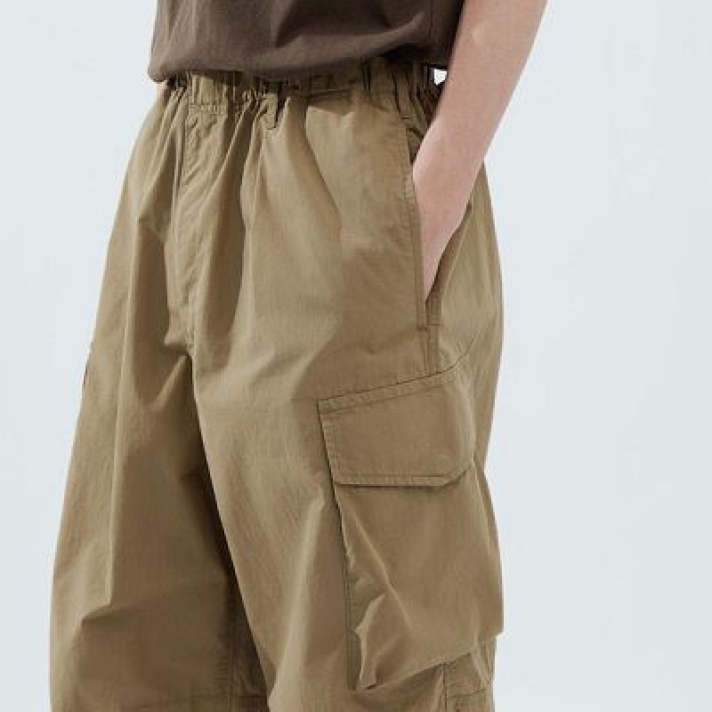 Women Uniqlo U Wide-Fit Parachute Cargo Pants Beige | 8183427
