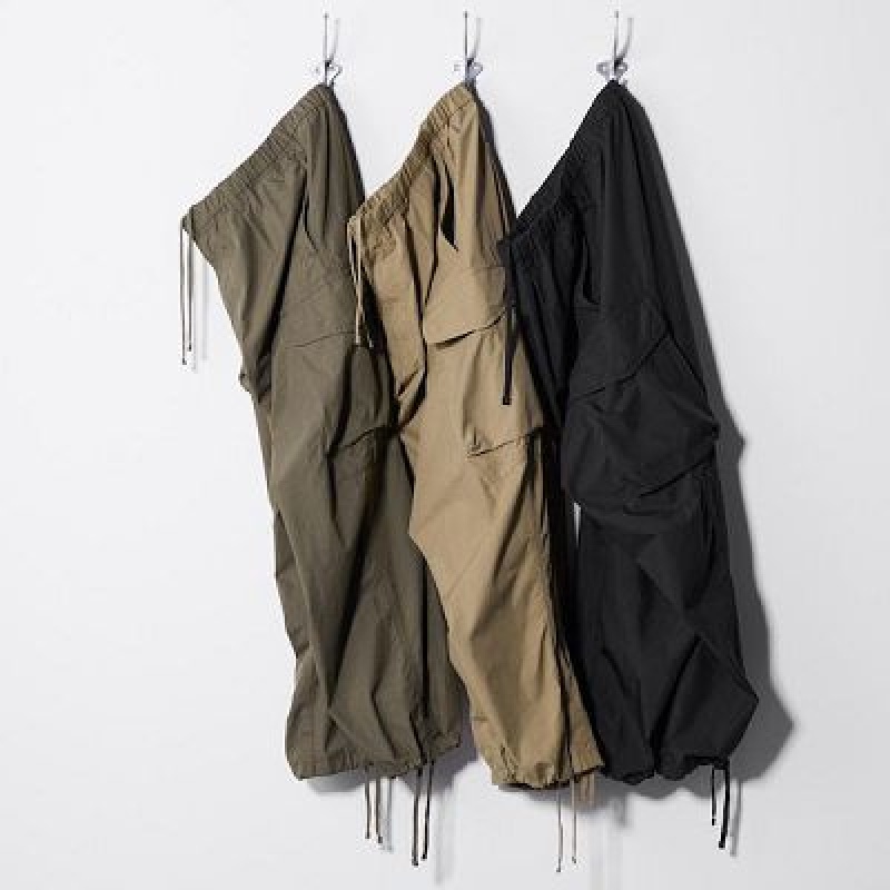 Women Uniqlo U Wide-Fit Parachute Cargo Pants Beige | 8183427